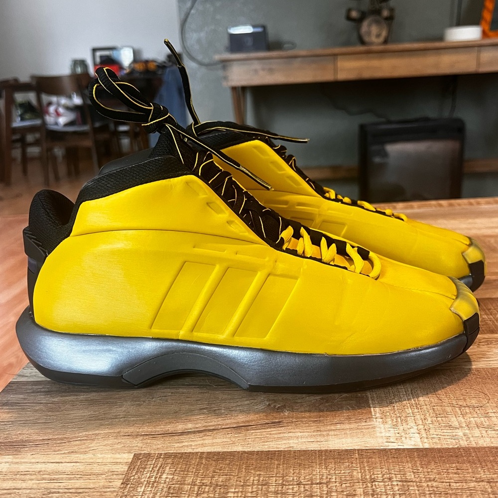 Adidas Crazy 1 Sunshine 2013 The Kobe Size
9.5 Mens Sneakers